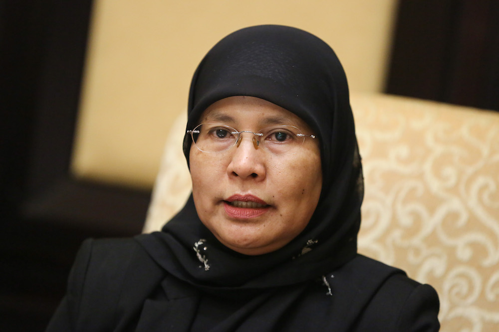 Keutamaan mahkamah terhadap kes rasuah ketika perbicaraan disambung semula pada 27 Januari, dapat menyaksikan pengembalian kes Najib, kes Zahid