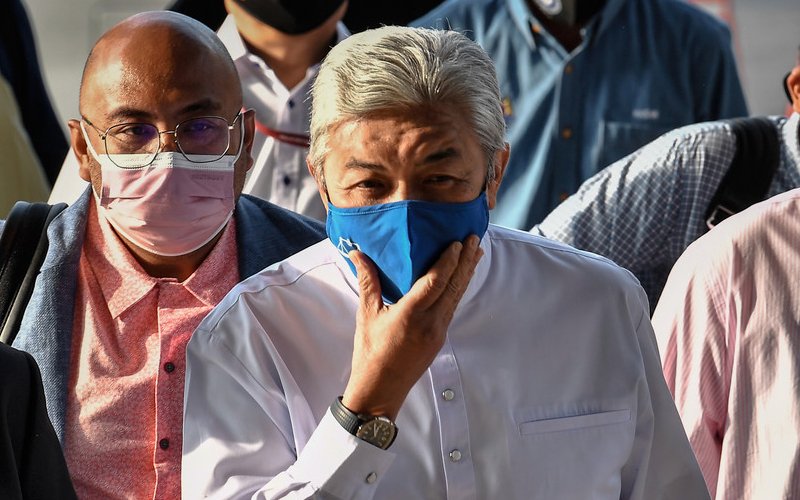 Dalam perbicaraan Zahid, peguam mencadangkan motivasi politik di sebalik 47 tuduhan