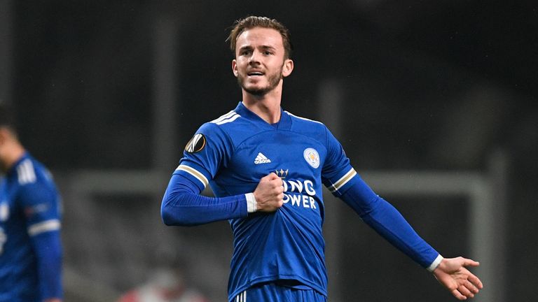 Arsenal membalas kekalahan untuk mengalahkan Leicester