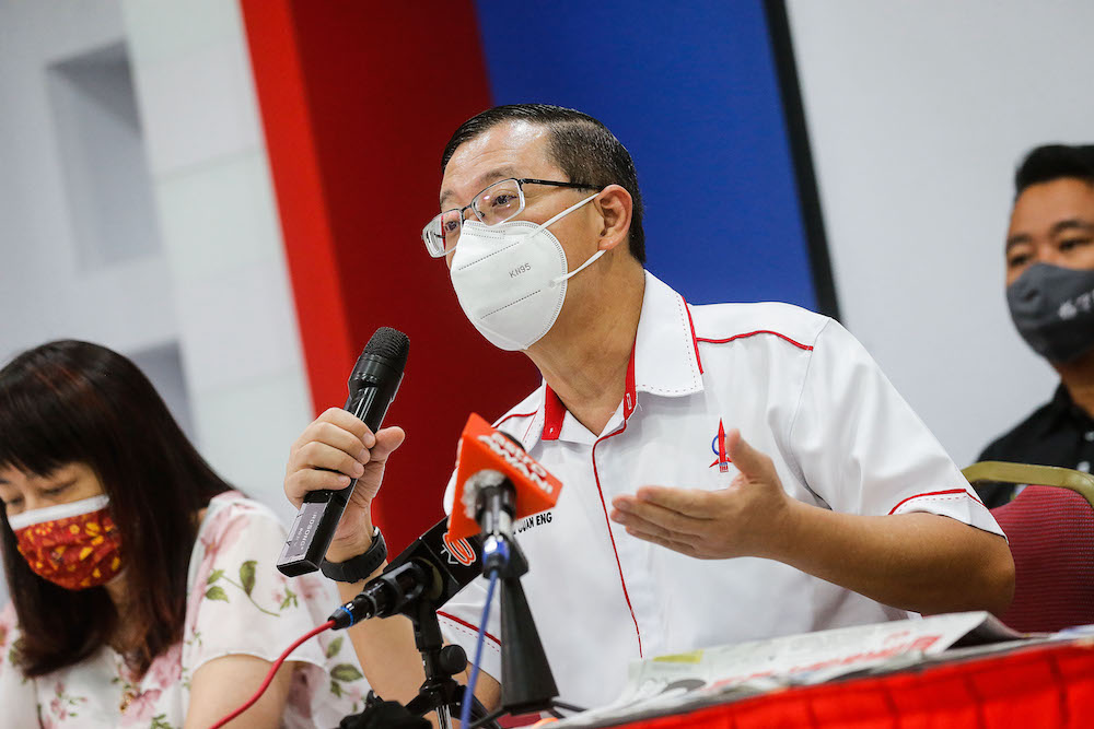 Guan Eng menuduh PAS mendorong ekstremisme dan perkauman di Malaysia
