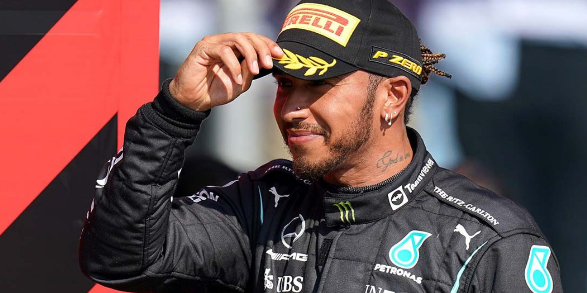 Hamilton membahayakan nyawa Verstappen
