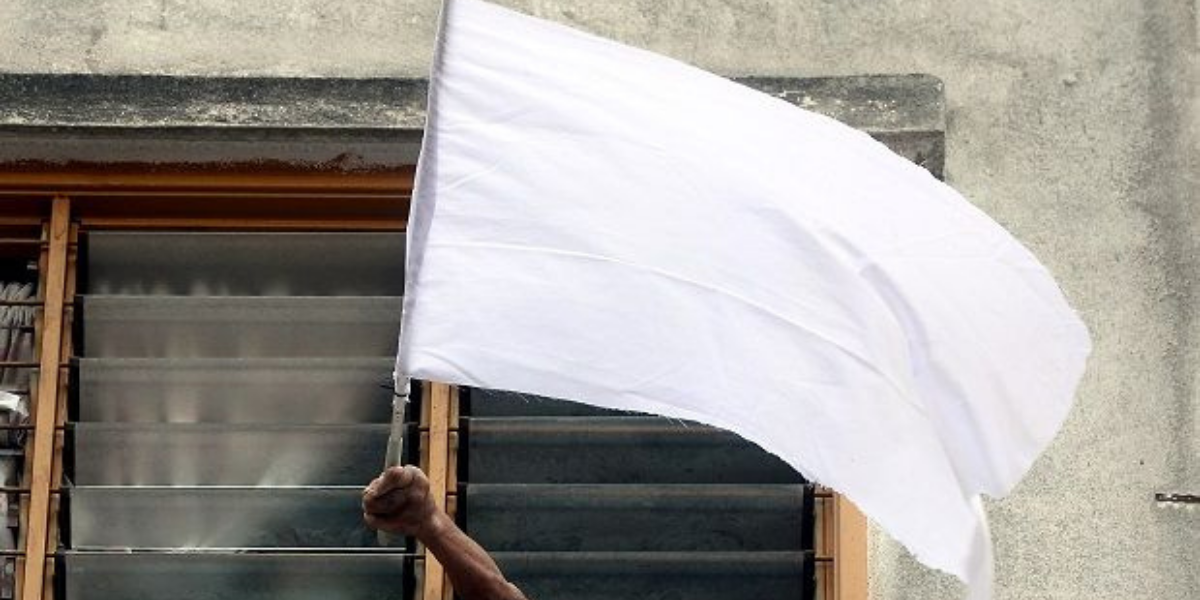 Diilhamkan oleh #BenderaPutih, Persatuan Haiwan Malaysia melancarkan gerakan bendera merah