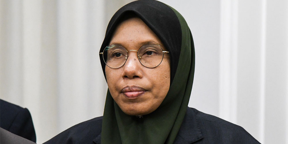 Timbalan menteri wanita dikritik keras kerana ingin menjawab soalan dasar di kantin