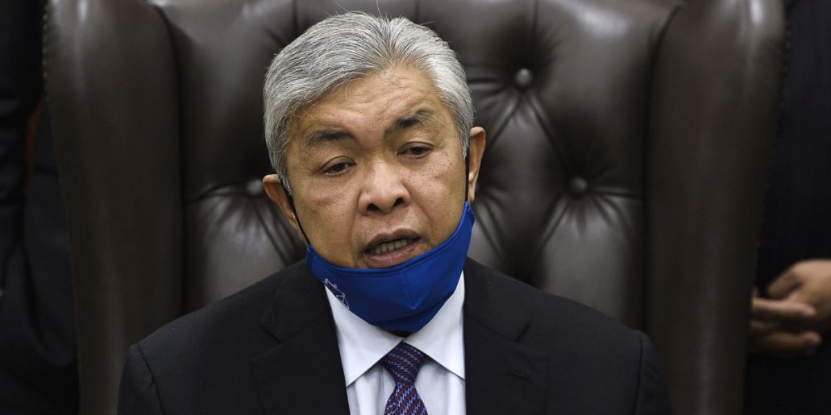 Zahid: Wakil Umno yang menarik sokongan untuk CM Melaka akan dipecat