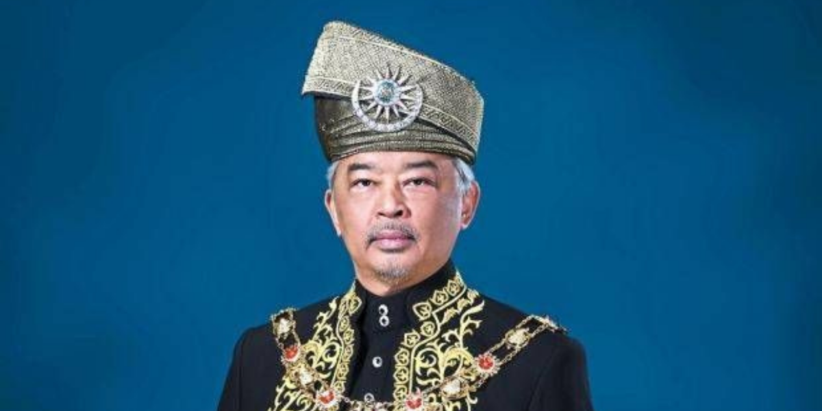Agong, Raja Permaisuri menunaikan solat sunat Aidilfitri di Masjid Wilayah Persekutuan