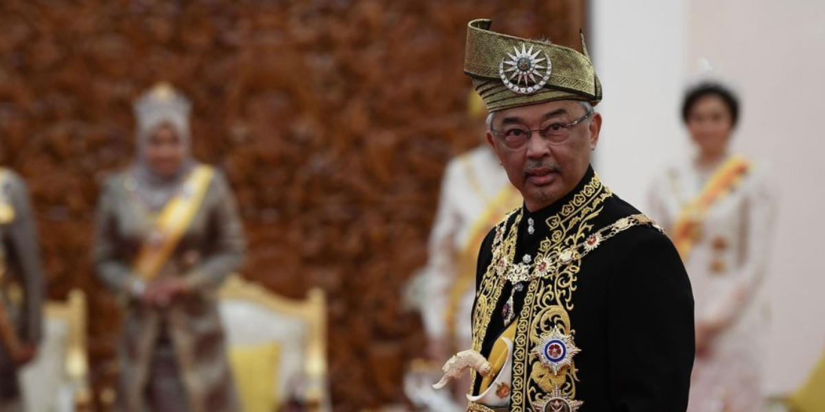 Pada hari lahir, Agong menggesa agar kemelut politik dihentikan bagi menghentikan defisit keyakinan dalam negara