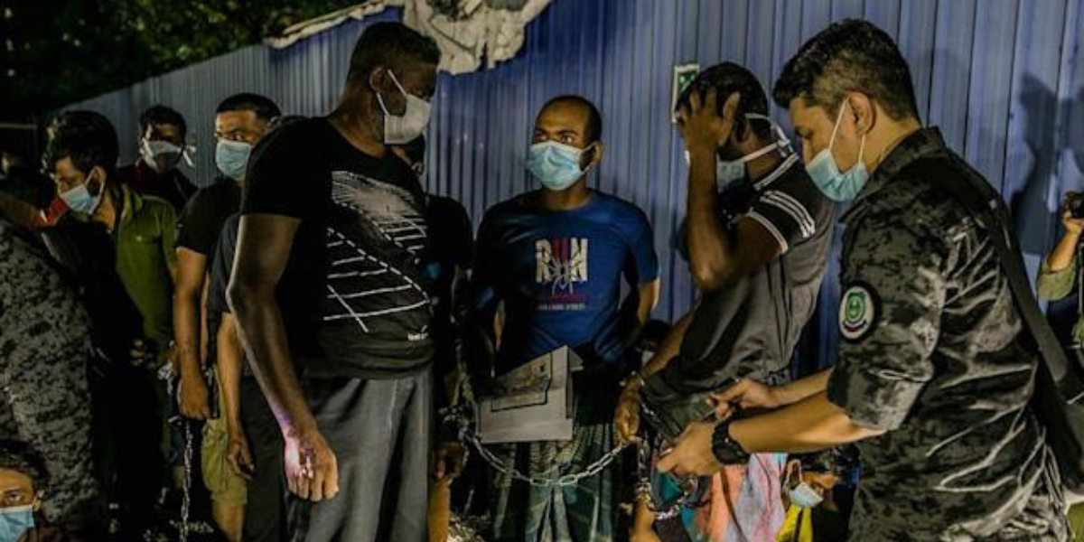 Tuan-tuan tanah membidas pengurusan kondo Ampang kerana menggoda penyewa pelarian mereka kepada Imigresen