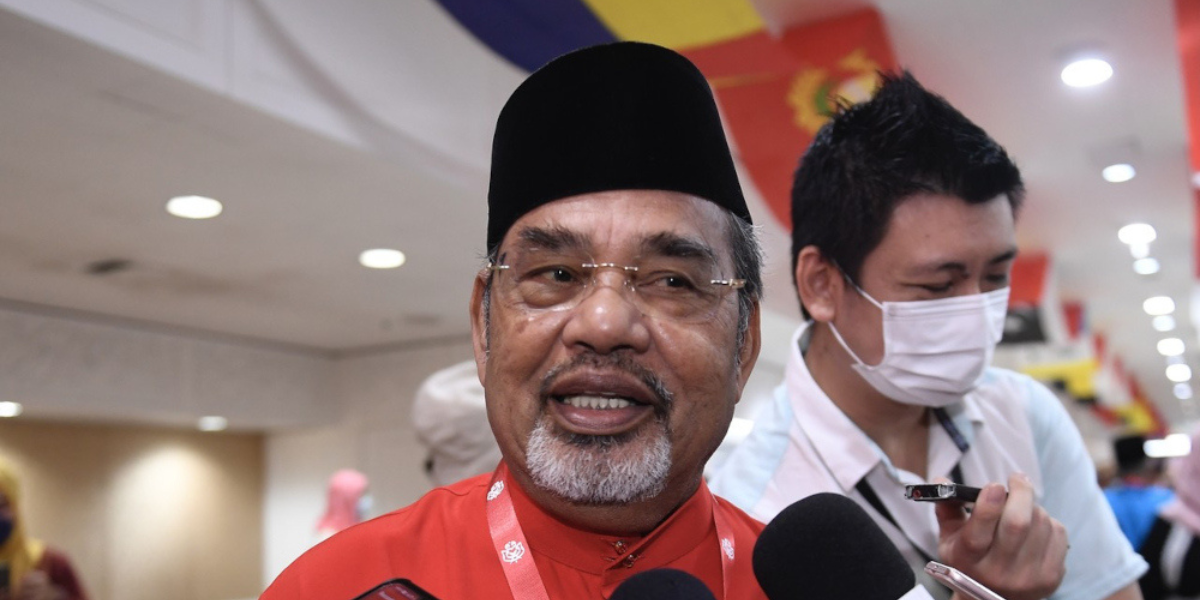 Umno menggugurkan Tajuddin daripada majlis tertinggi tanpa penjelasan