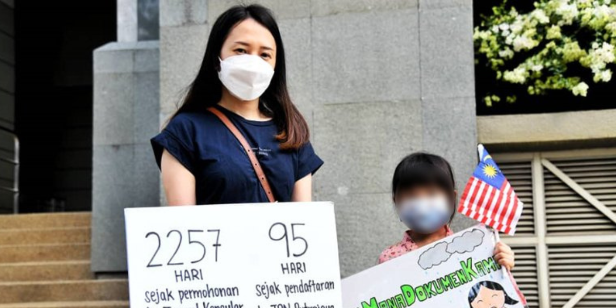 #ManaDokumenKami: Sakit hati masih untuk ibu-ibu Malaysia menunggu bertahun-tahun untuk birokrasi Malaysia menerima anak-anak mereka sebagai warganegara