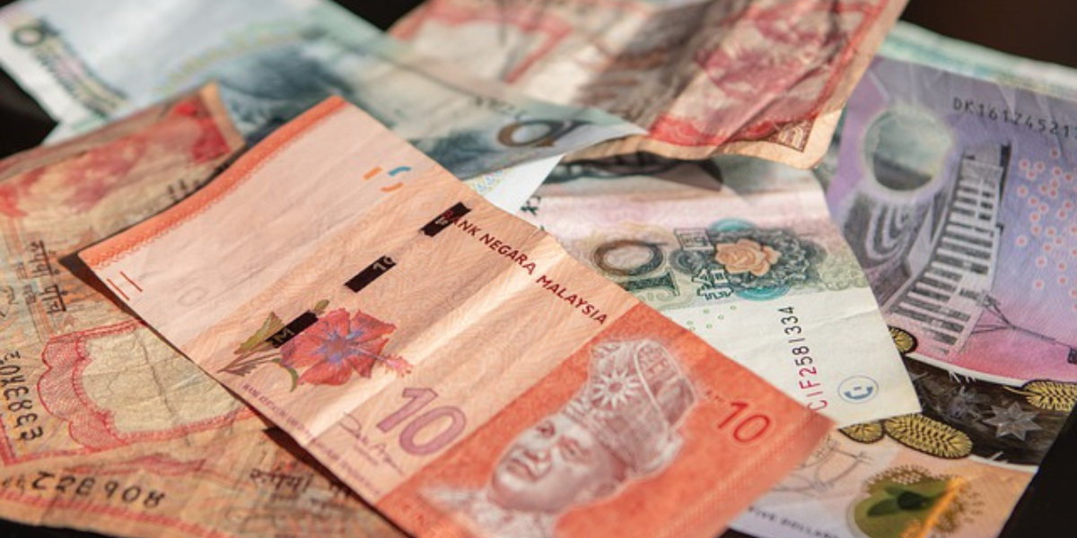 Laporan: Sesetengah majikan Malaysia memotong faedah pekerja selepas tingkat gaji dinaikkan kepada RM1,500