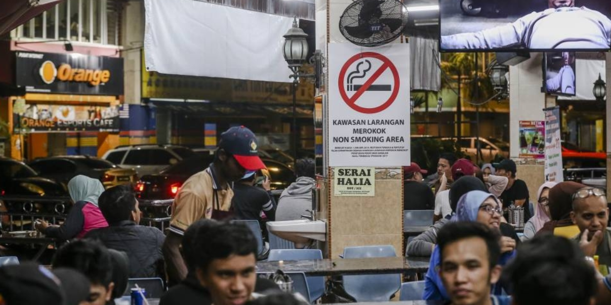 Game changer atau ageist wedge: Peguam mempertimbangkan usaha generasi Putrajaya untuk menghapuskan ketagihan tembakau