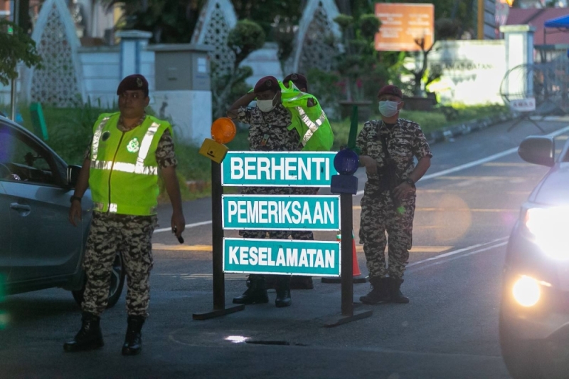 Hanya cengkerik di Penjara Kajang ketika Najib memulakan hukuman penjara 12 tahun
