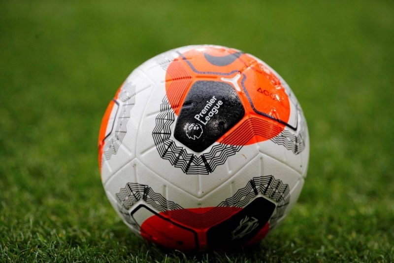Kelab Liga Perdana bersetuju dengan larangan minimum untuk pencerobohan, bom asap