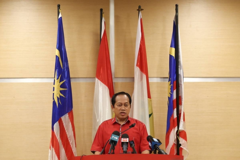 Umno mempertikaikan PRU15 pada awal November, sebelum banjir melanda