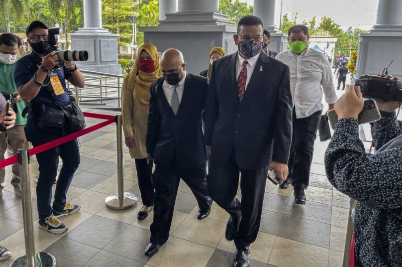 PRU15: Loke sahkan Wong Tack keluar, Syefura Muda menyertai pertandingan Bentong