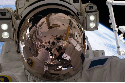 Siapa Yang Akan Menjadi ‘Parastronaut’ Pertama Sejarah?