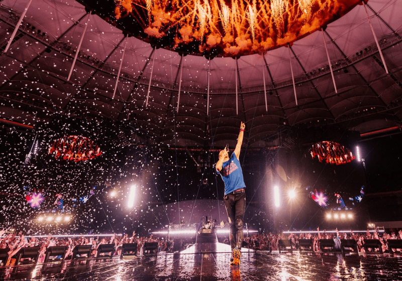 Coldplay Menggemparkan 75,000 Peminat di Kuala Lumpur