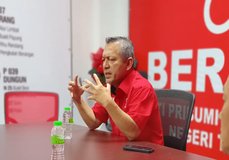 Ketua Penerangan Bersatu, Razali Idris, Menyelar Menteri Komunikasi, Fahmi Fadzil, Sebagai Celupar
