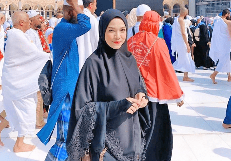 Ruhainies Bawa Diri Sambut Hari Raya di Mekah