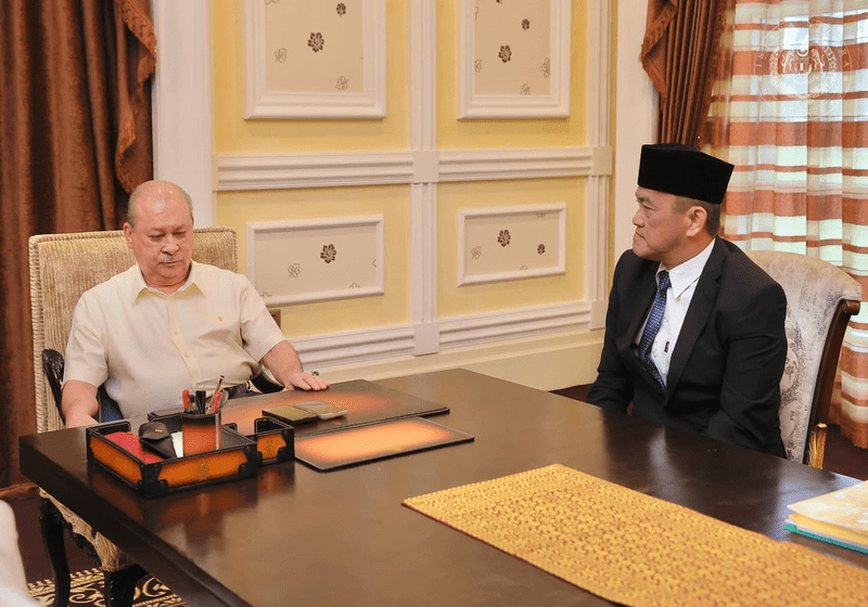 Pengasas KK Mart Mengadap Agong untuk Memohon Maaf Isu Stoking Kalimah Allah