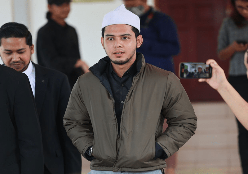 Shu Shukri Dedah Perbualan Lucah Didakwa Hafidz Roshdi & Penyondol