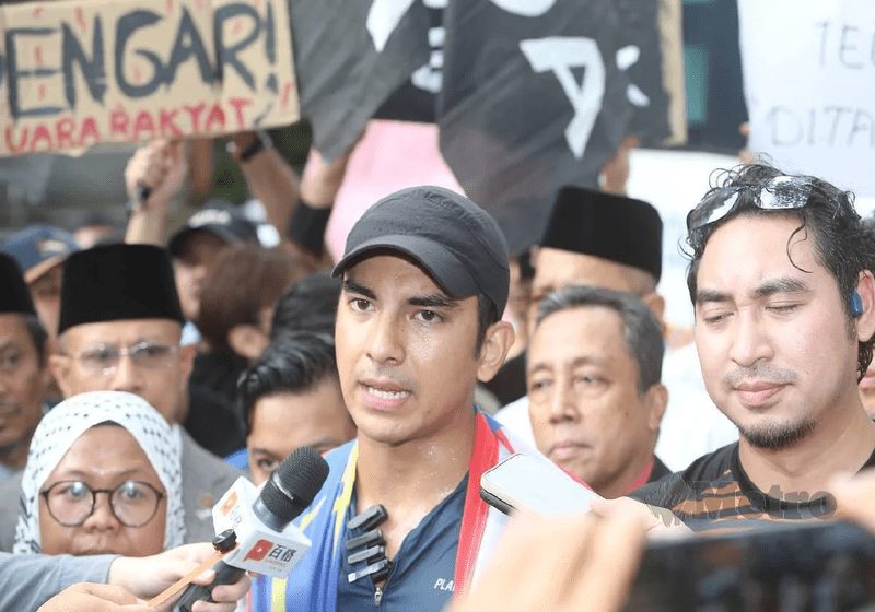 Syed Saddiq Selesai Larian Marathon 200 km di Parlimen