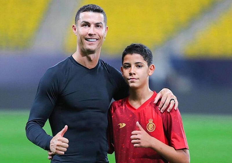 5 Negara, 1 Pilihan – Anak Cristiano Ronaldo dalam Dilema Besar!