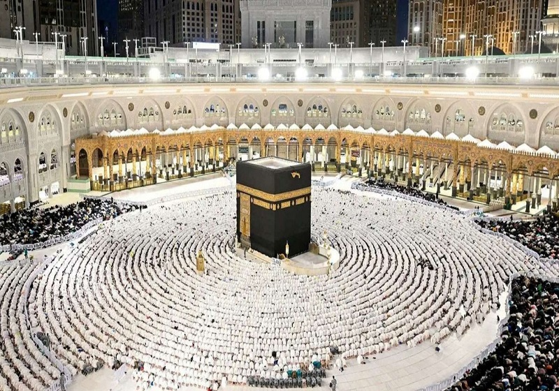 Lebih 3 Juta Jemaah Beribadah di Masjidil Haram Kejar Malam Lailatul Qadar