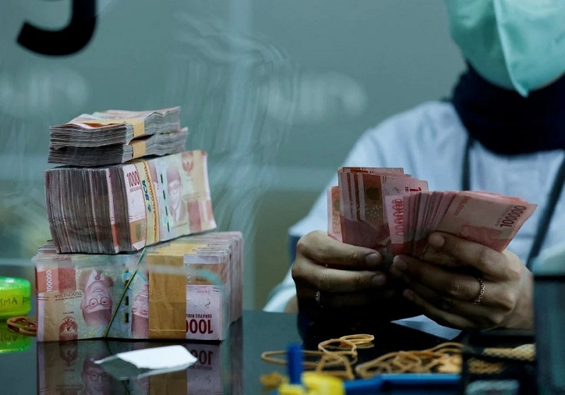 Rupiah Indonesia Jatuh ke Paras Terendah Sejak 1998