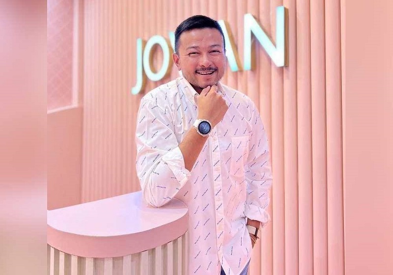 Pereka Fesyen Terkenal Jovian Mandagie Kini Muflis