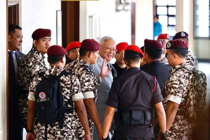 Najib Akan Rayu Keputusan Mahkamah Berkaitan Hukuman Penjara di Rumah