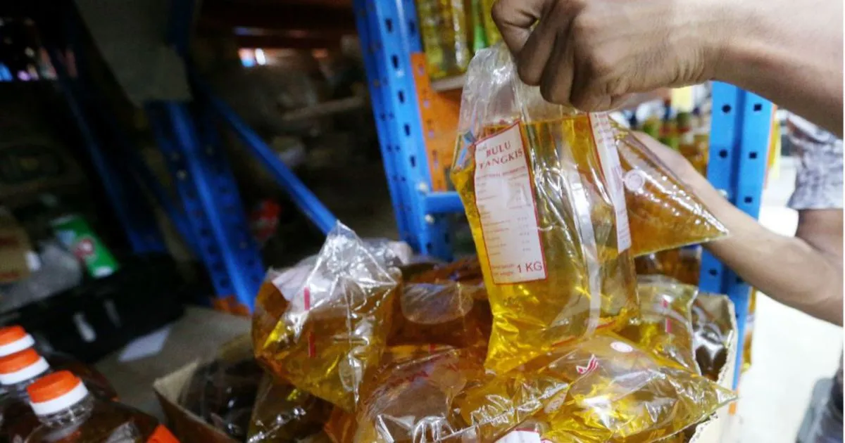 Larangan Warga Asing Beli Minyak Paket Bersubsidi Berkuat Kuasa Mac Ini