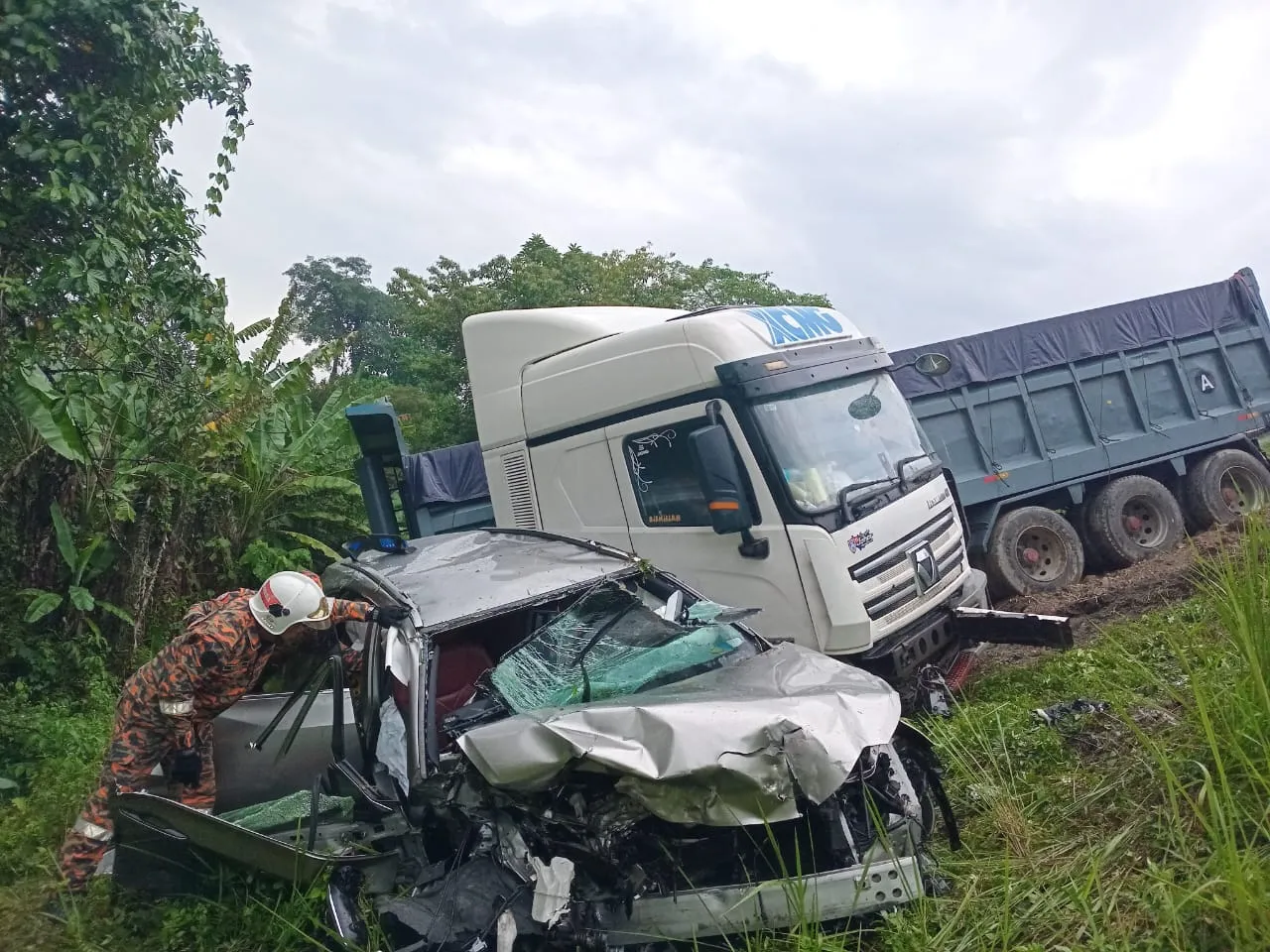 Kemalangan Lebuh Raya Utara Selatan Ragut Nyawa Warga Emas