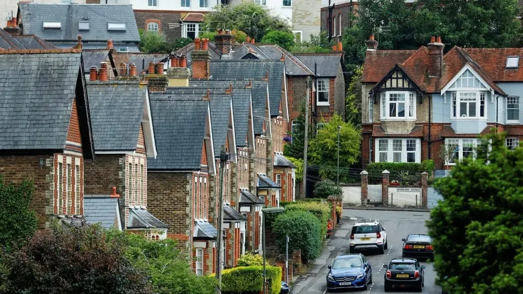 Mengejutkan! Pelabur Malaysia Kini Pemilik Hartanah Asing No.1 di England