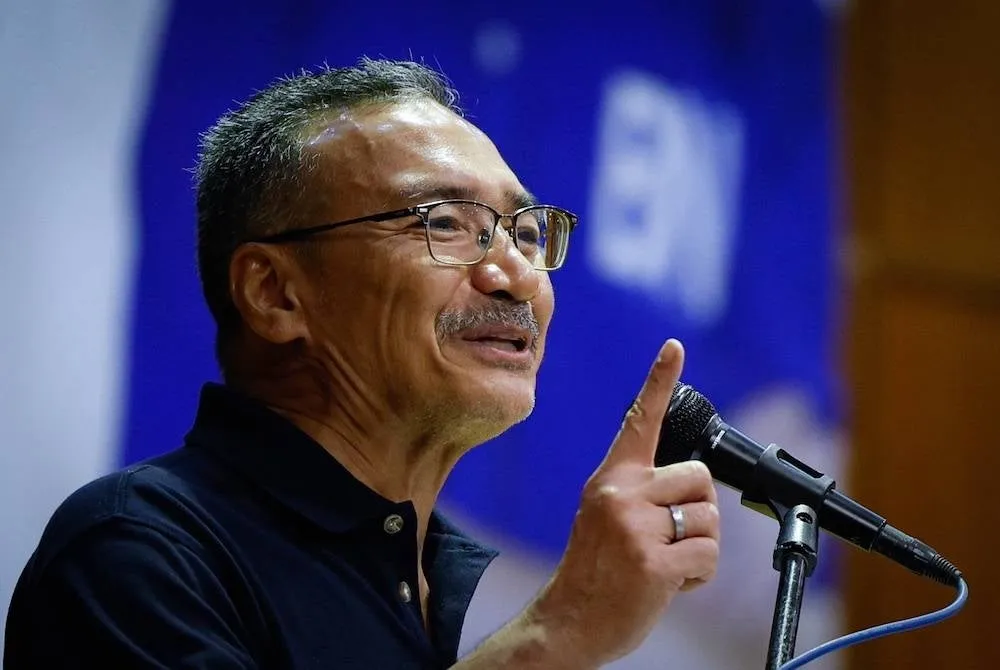 Hishammuddin Sedia Kembali UMNO Jika Penggantungan Ditarik Balik