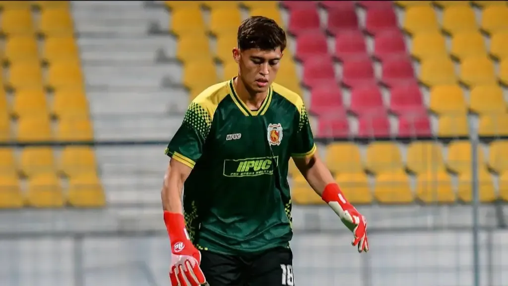 Anak Sakit Dalam ICU, Penjaga Gol TRW Rayu Tunggakan Gaji Diselesaikan Segera