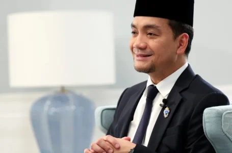 mohon maaf kepada Ahmad Zahid
