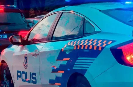 cucu pukul nenek