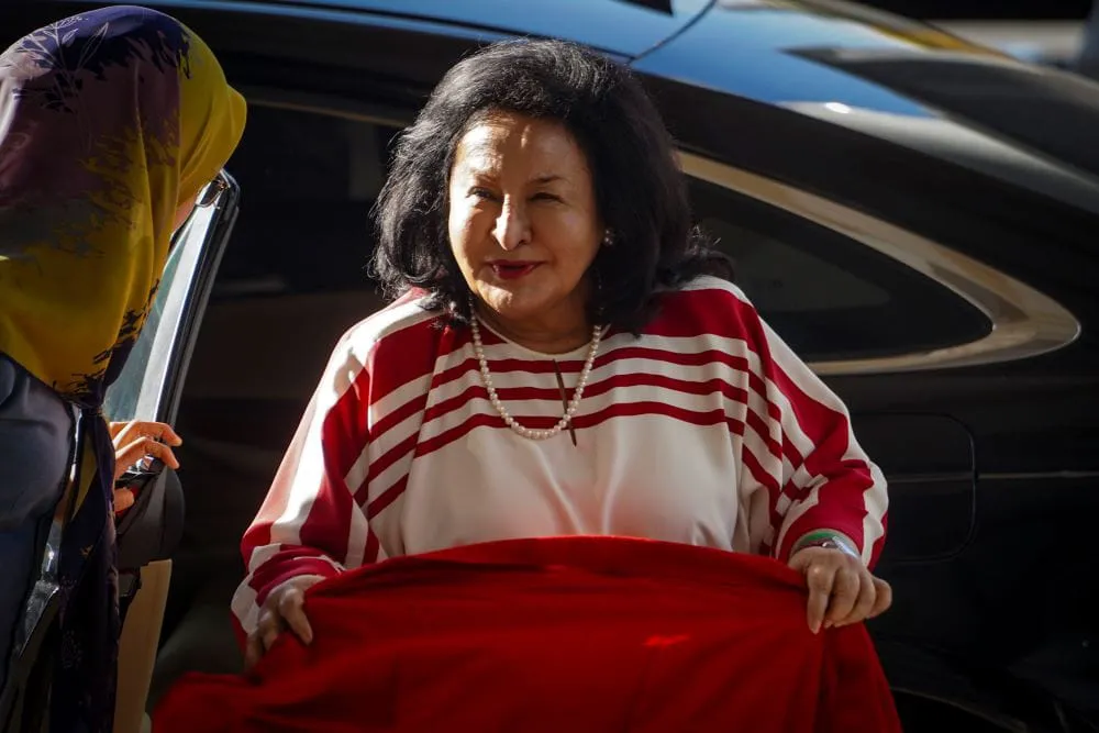 Mahkamah Arah Rosmah Bayar Ganti Rugi RM67.5 Juta Dalam Tempoh Sebulan