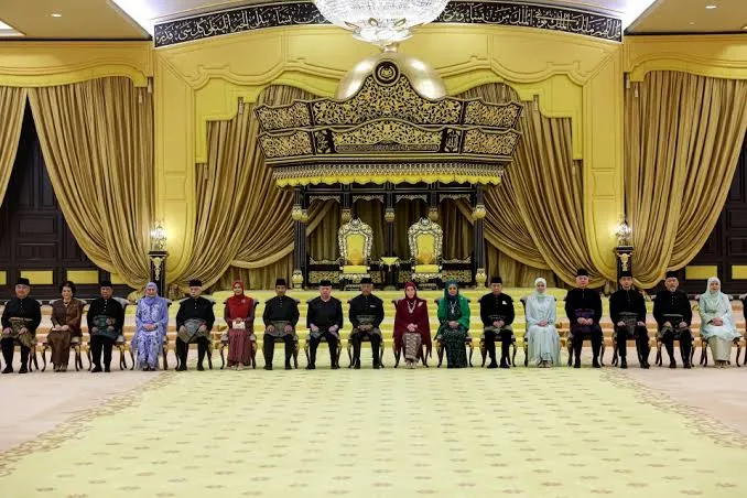 Mesyuarat Majlis Raja-Raja Ditangguhkan Pada Saat Akhir