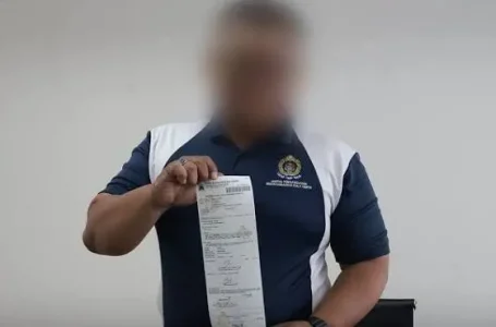 saman kakitangan sendiri
