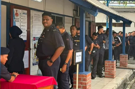 Kiraan undi awal PRN NS