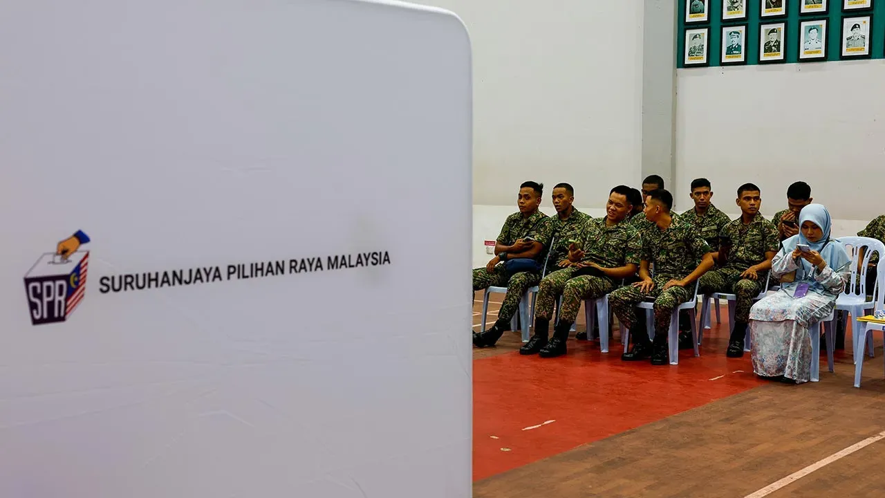 18 Pusat Undi Awal Ditutup, Lebih 53 Peratus Sudah Mengundi
