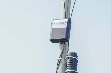 Tiang Fiber Guna Sama