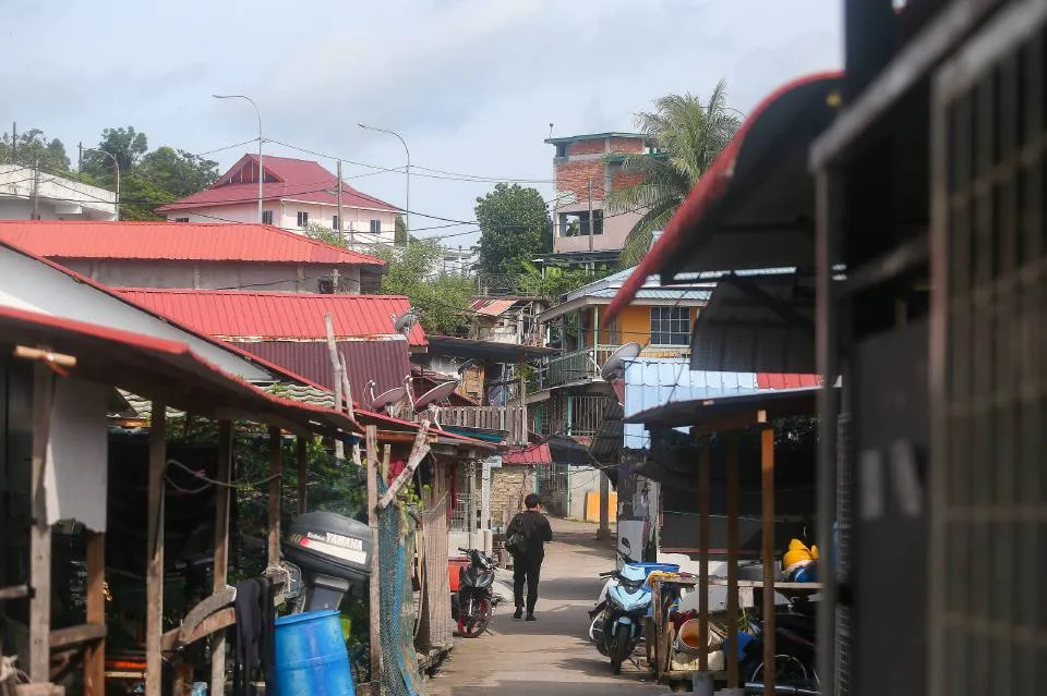 Penduduk Bukit Malut Disahkan 92 Peratus Warga Malaysia Sah