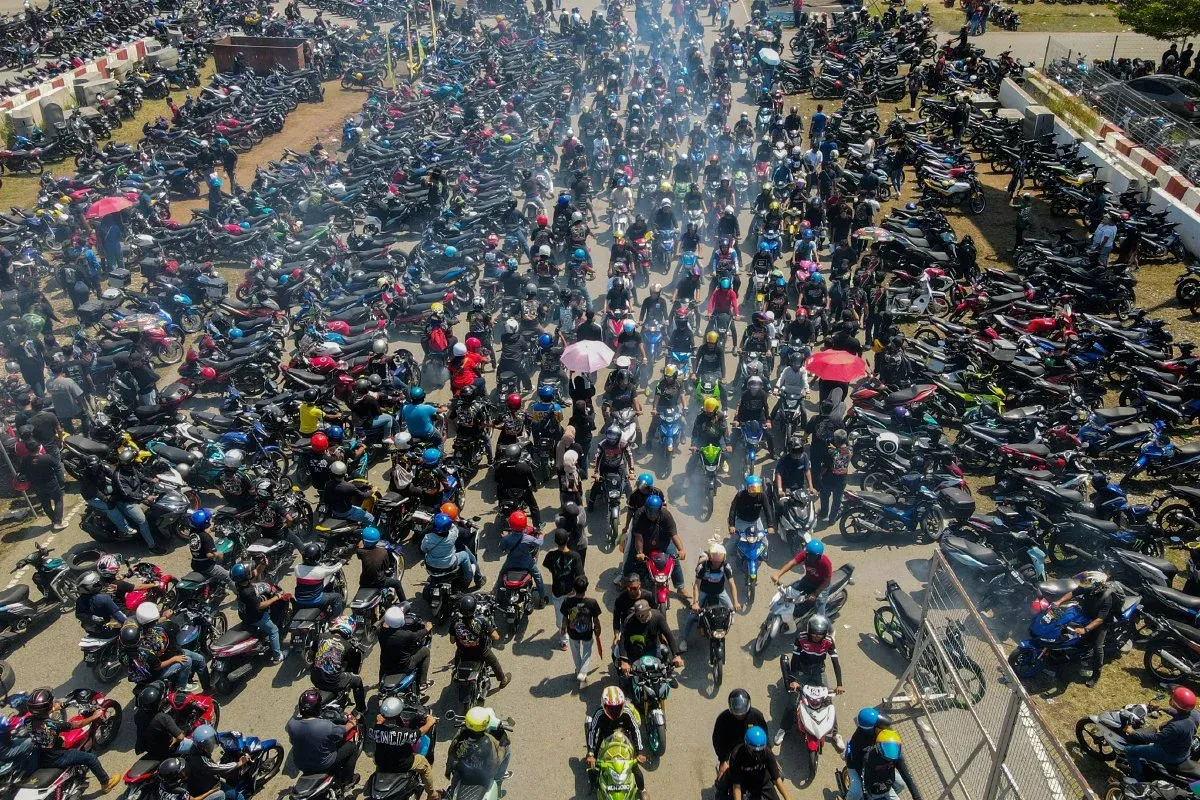 Longgokan Sampah Program RXZ Members Cecah Kos RM40,000 – MBKT
