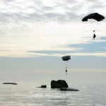 terapung di Laut China Selatan