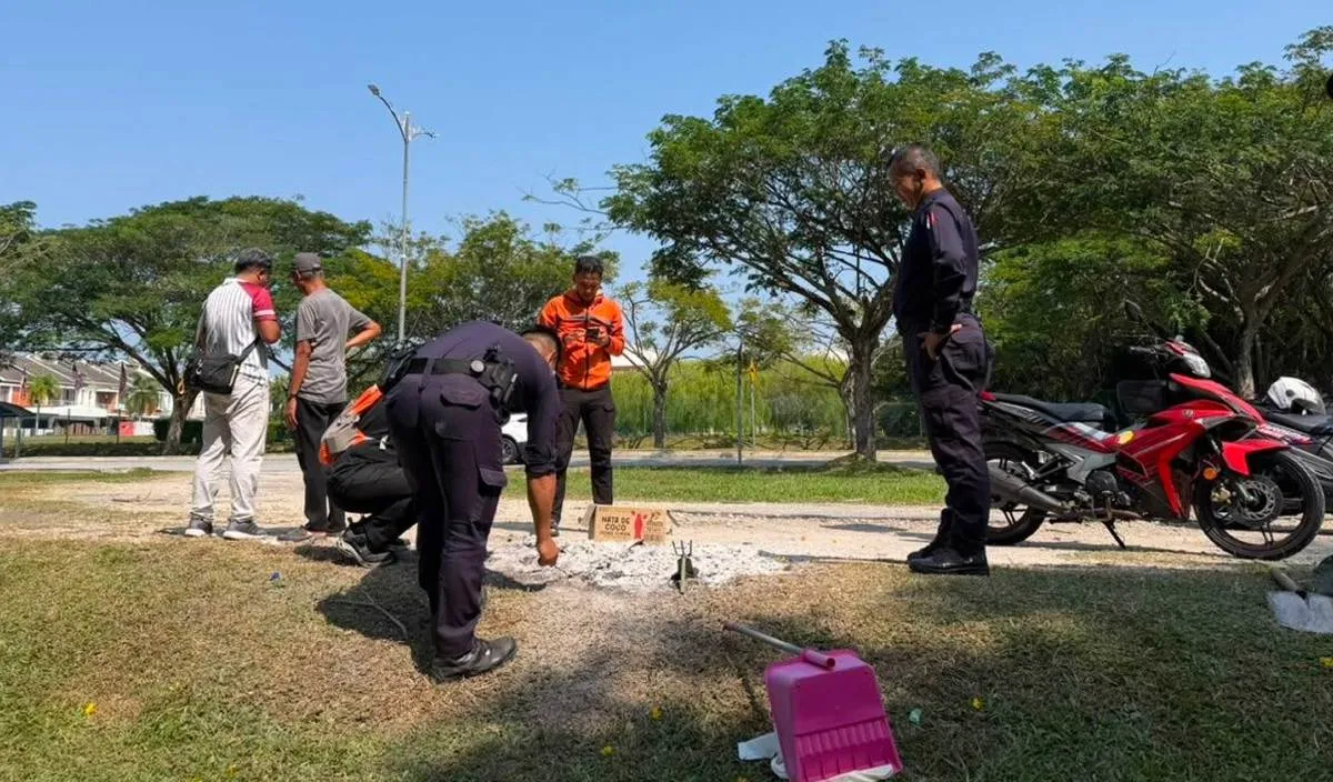 Penemuan al-Quran Dibakar di Tepi Padang Bola Gemparkan Penduduk