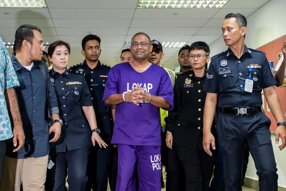 Abdul Azeez bebas selepas dua hari direman, hadir PAU UMNO malam ini