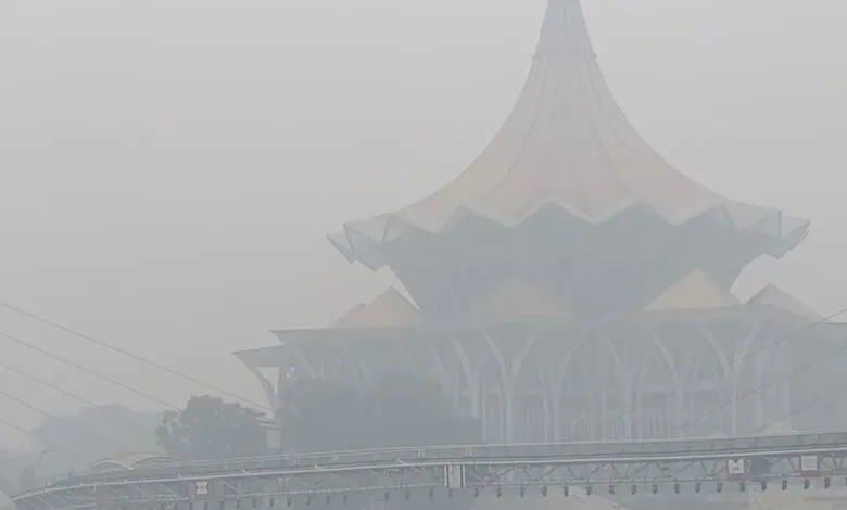 Agong Isytihar Darurat di Serian Susulan Jerebu Bahaya